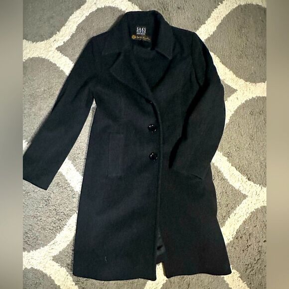 Elegant Saks Fifth Avenue Black Wool Coat - Picture 1 of 6